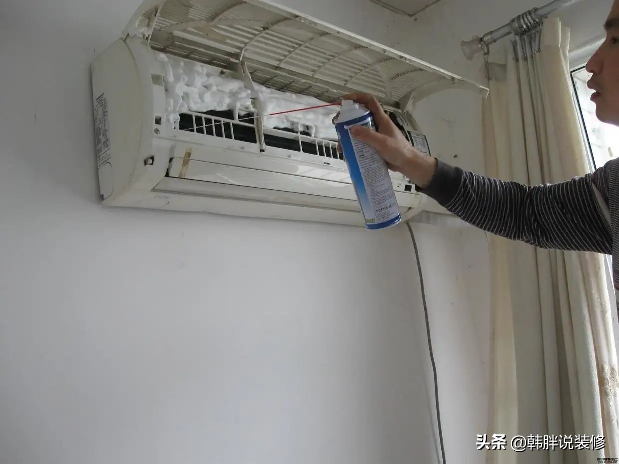 空调如何拆装清洗散热片（清洗空调的方法）