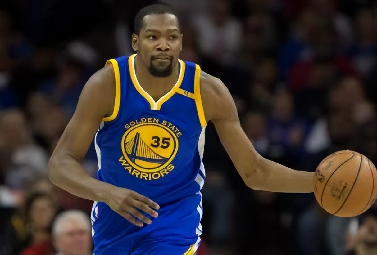 杜兰特绝杀小牛（杜兰特这15年只投进过一次绝杀球，绝杀了诺维斯基的小牛队）