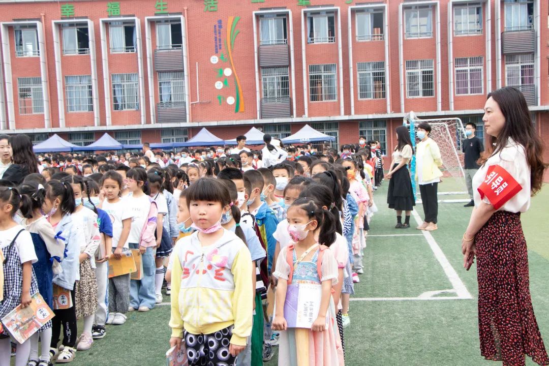 防灾减灾 彭小在行动丨彭镇小学开展防灾减灾地震应急疏散演练