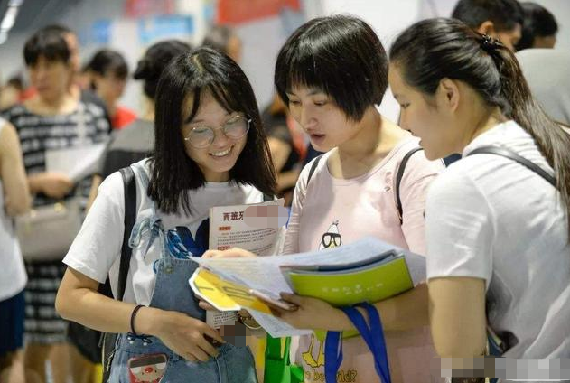 很辛苦的4个大学专业，但学成后回报很高，收入也很稳定