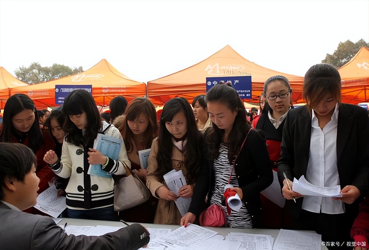 放假通知！2022全国多所大学暑假时间已确定，还有一个好消息