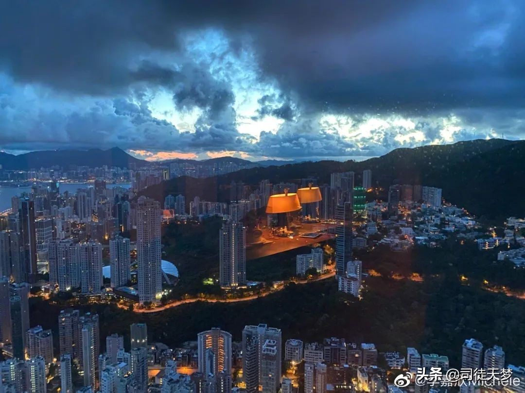 被盗失火，港星的豪宅比他们的花边还好看