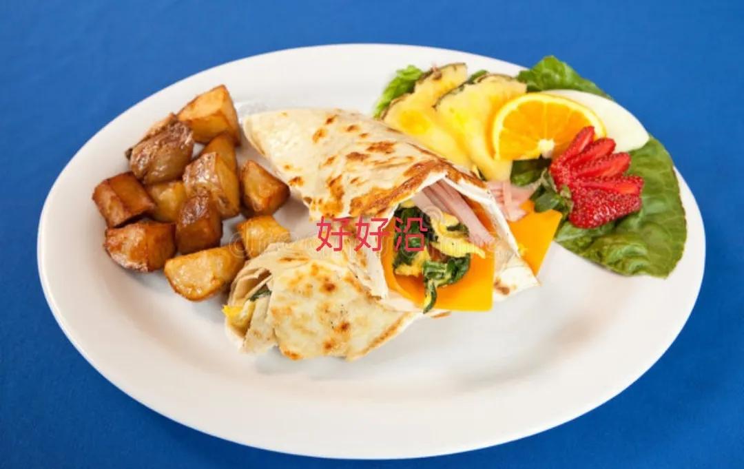 我，本科毕业，回家卖特色鸡蛋饼，月入3万