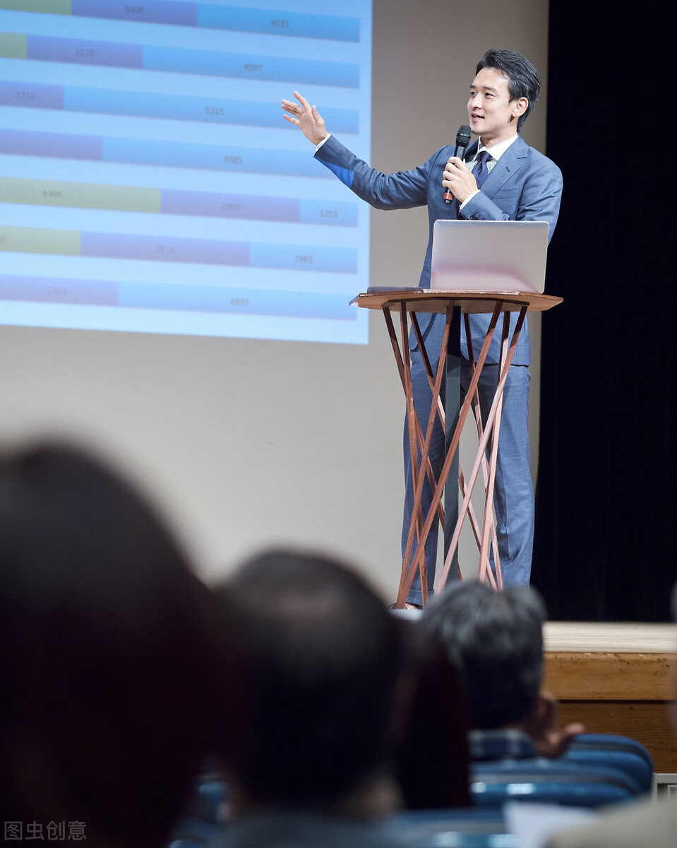 演讲技巧|如何做到上台演讲不紧张?