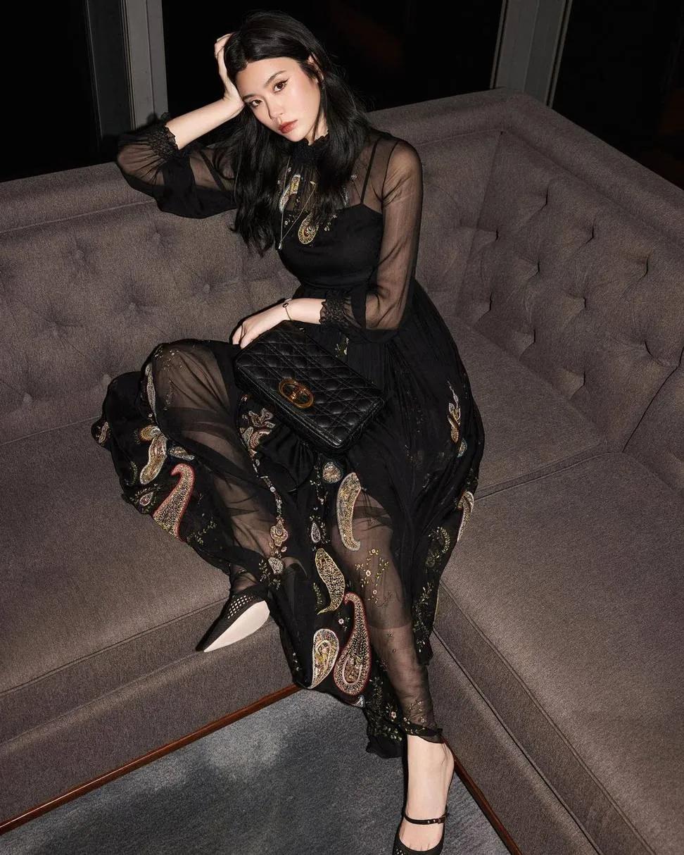 超模奚梦瑶嫁入豪门后，变得更加成熟，有魅力了