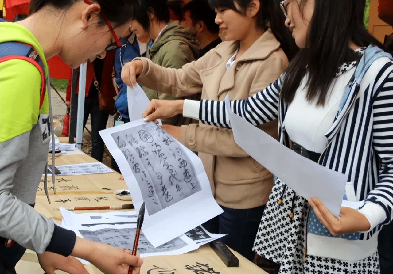 大学生入党“决定权”在谁手里？辅导员说出实情，学生别找错了人