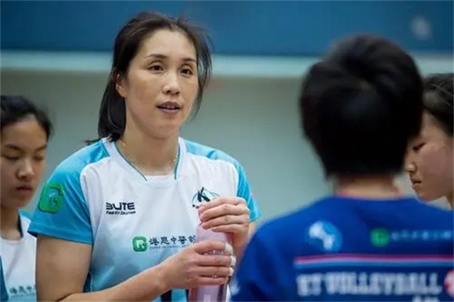 姓孫的籃球運動員（郎平愛徒孫玥：48歲小老虎嫁香港14載，郎導夸她還那么漂亮）