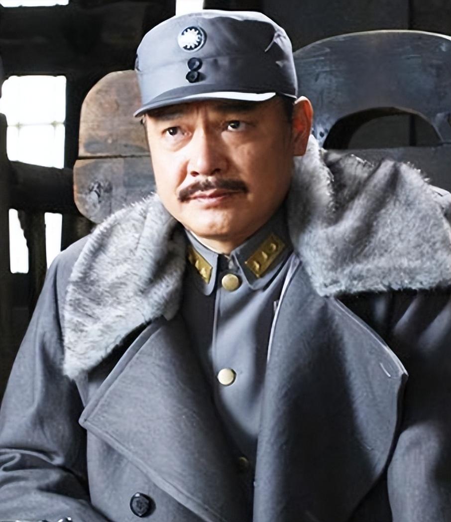 钻山豹申军谊抛弃妻女另结新欢同居八年为女儿不结婚