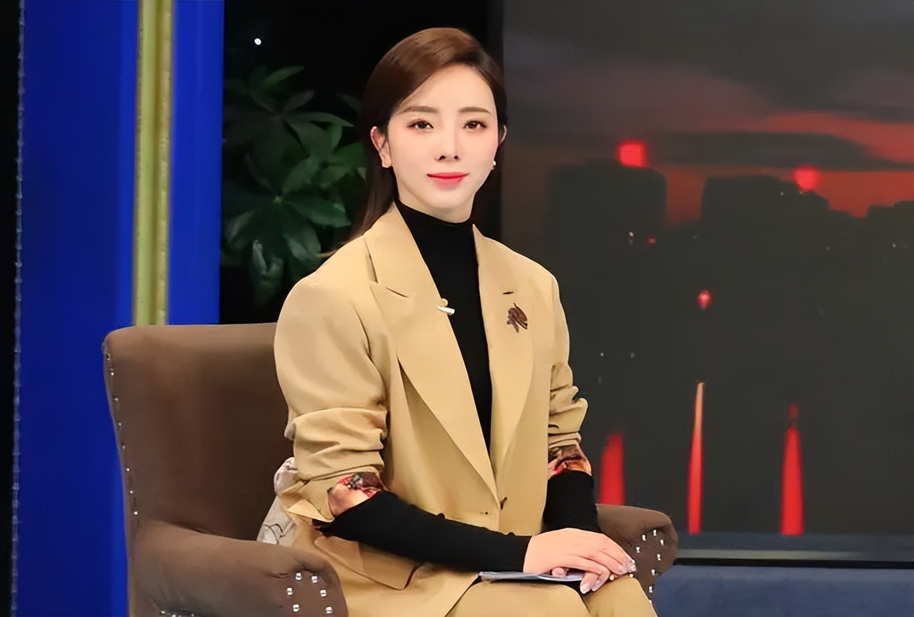 央视主持人位次调整,龙洋首次上榜,李思思被下放冷门频道