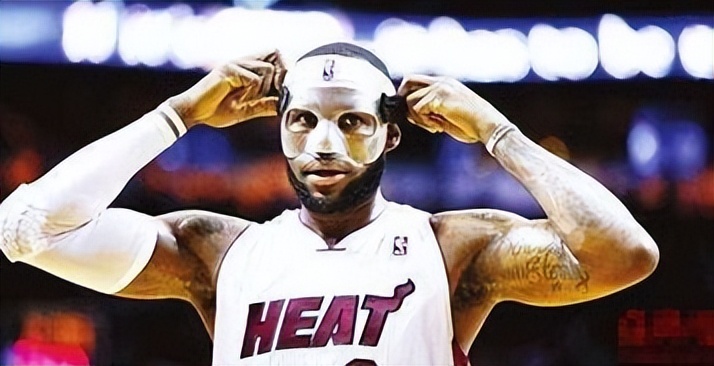 為什么nba會有帶面具的（詹姆斯佩戴黑色面具被聯盟警告，這是怎么一回事？他的發揮如何？）