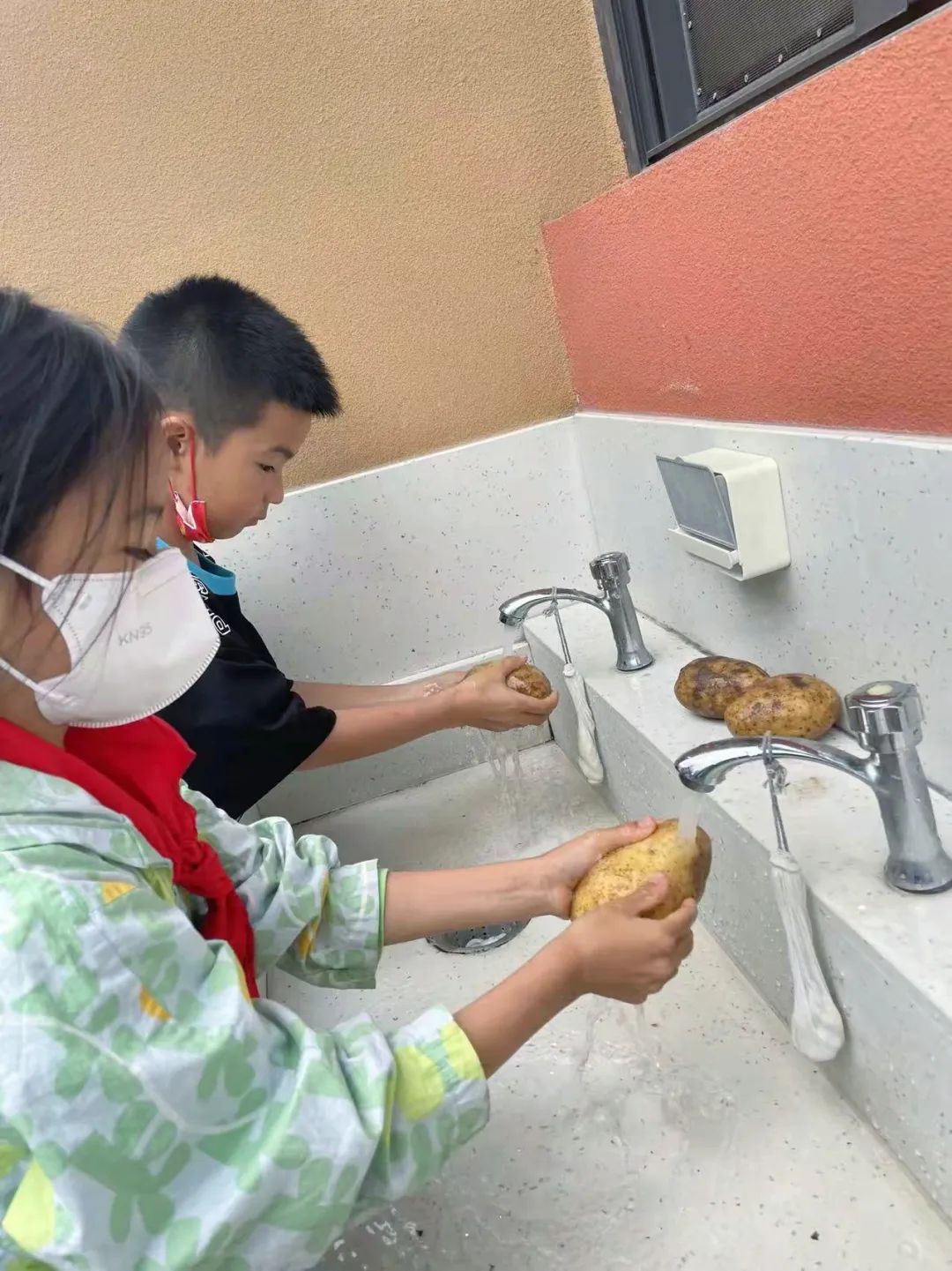 劳动之底色 幸福之源泉｜记双流区实验小学外国语学校劳动系列课程