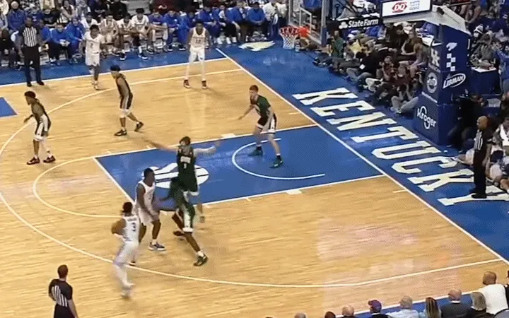 2022年选秀巡礼：继承肯塔基的荣光——泰泰-华盛顿