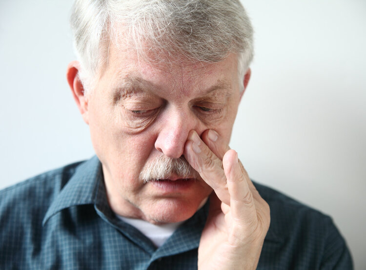 男子患鼻咽癌，做6次化疗32次放疗！医生惋惜：不该把癌症当鼻炎