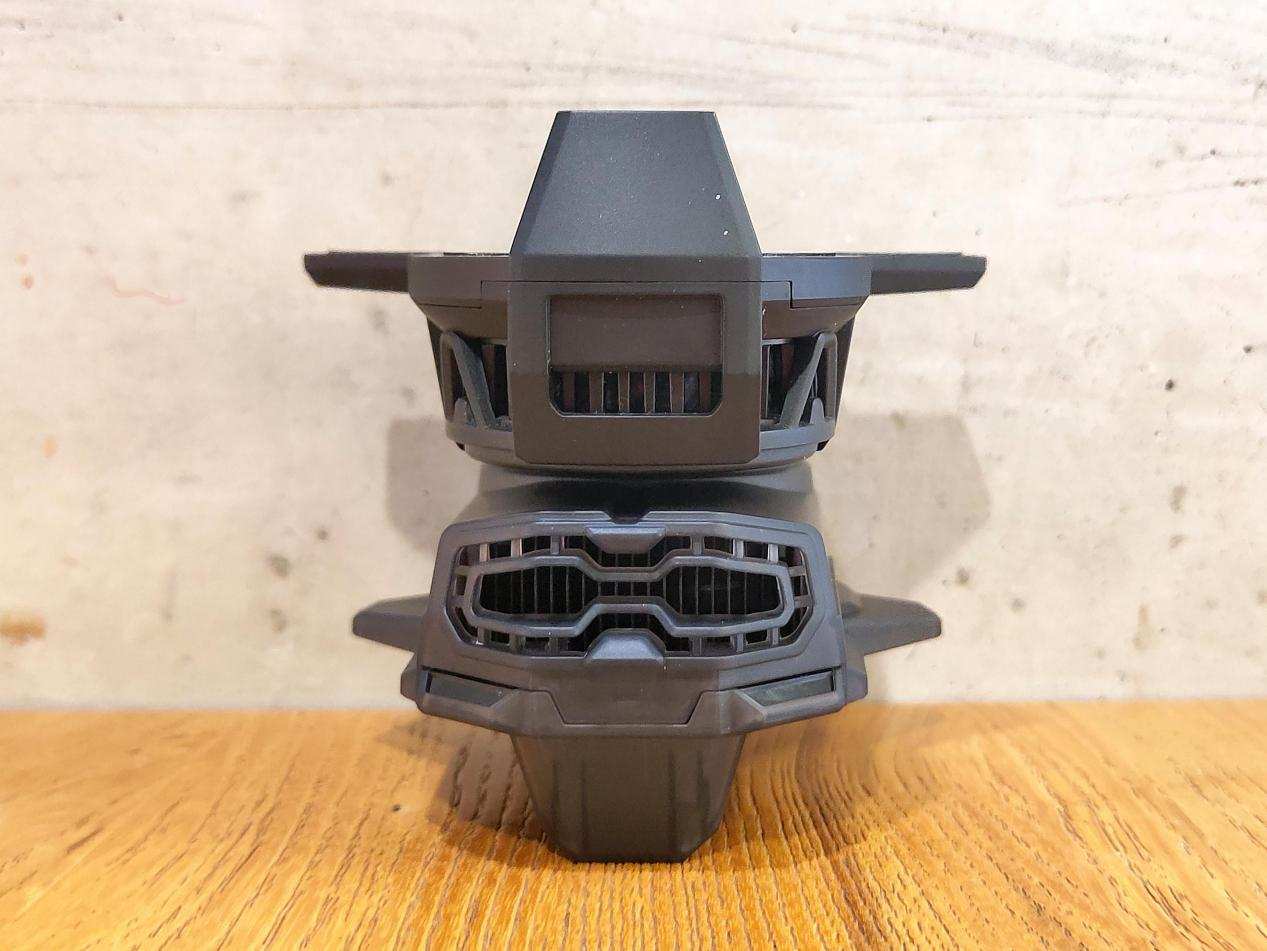 新旧两款对比，新红魔涡轮散热背夹效果更冷、更酷炫