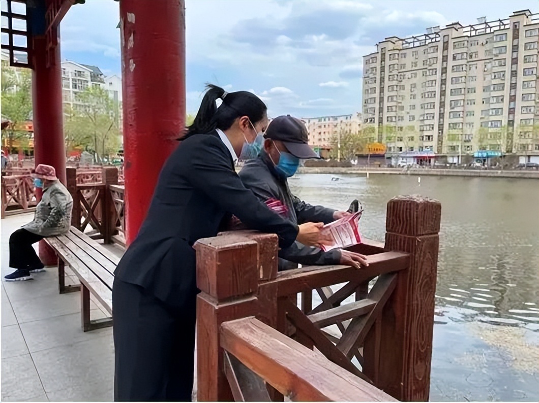 法官进网格，为民解纠纷