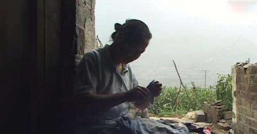 三峡“钉子户”张秉爱：全村都搬迁安置就她不走，她有何苦衷？