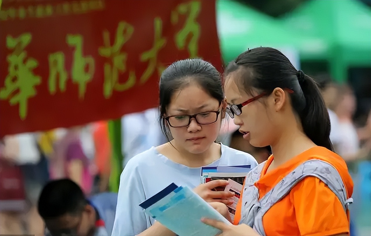 适合普通家庭学生选择的6个专业，好就业收入高，发展前景也不差