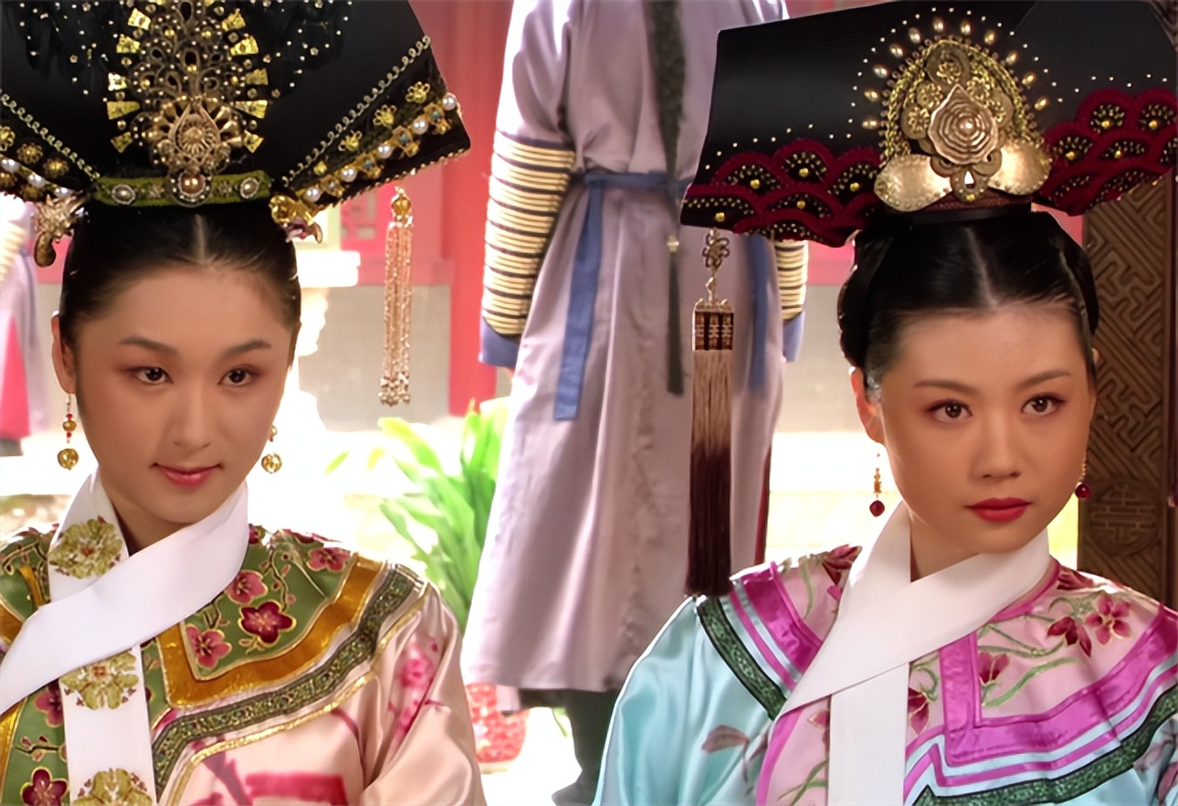 甄嬛传：难怪青樱粗暴打掉了胧月的手，你看胧月说了什么话？