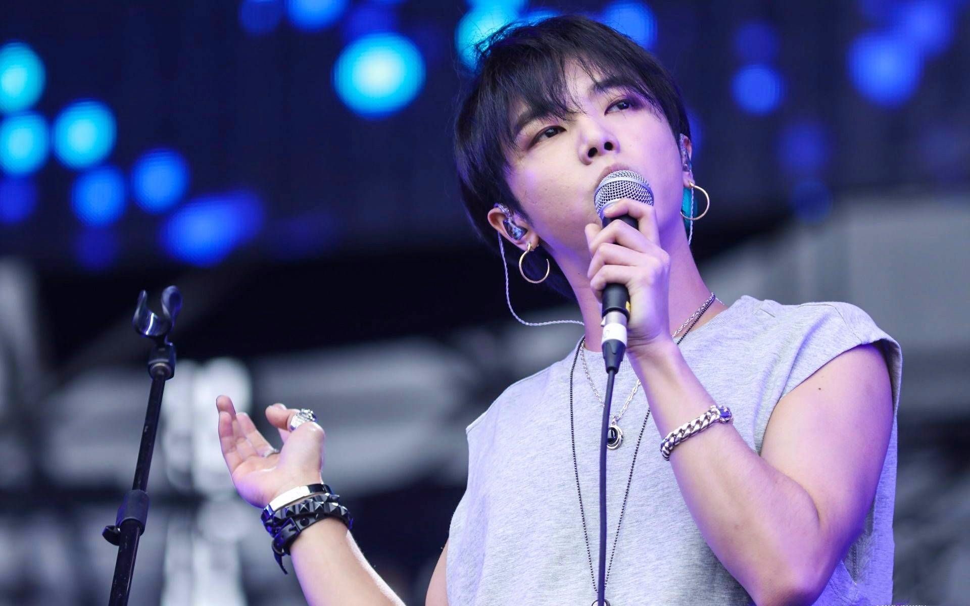 央视不再给华晨宇"留面子":时代抛弃你的时候,连招呼都不会打