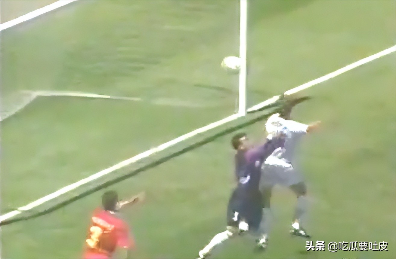 世界杯怎么配合（1994世界杯1／4决赛，经典的任意球配合，瑞典点球大战胜罗马尼亚）