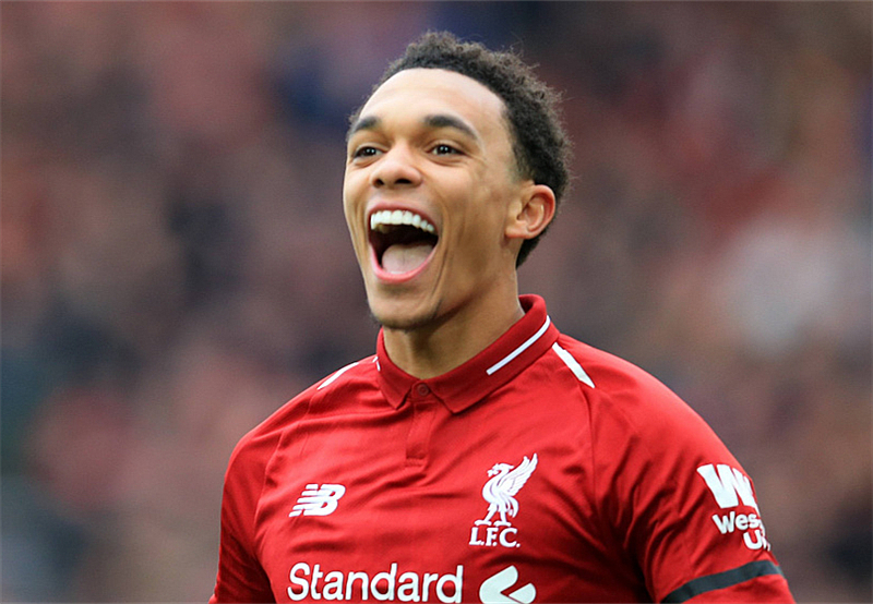 足球后卫排行榜(现役十大身价后卫:罗伯逊第7,迪亚斯第2,阿诺德荣登