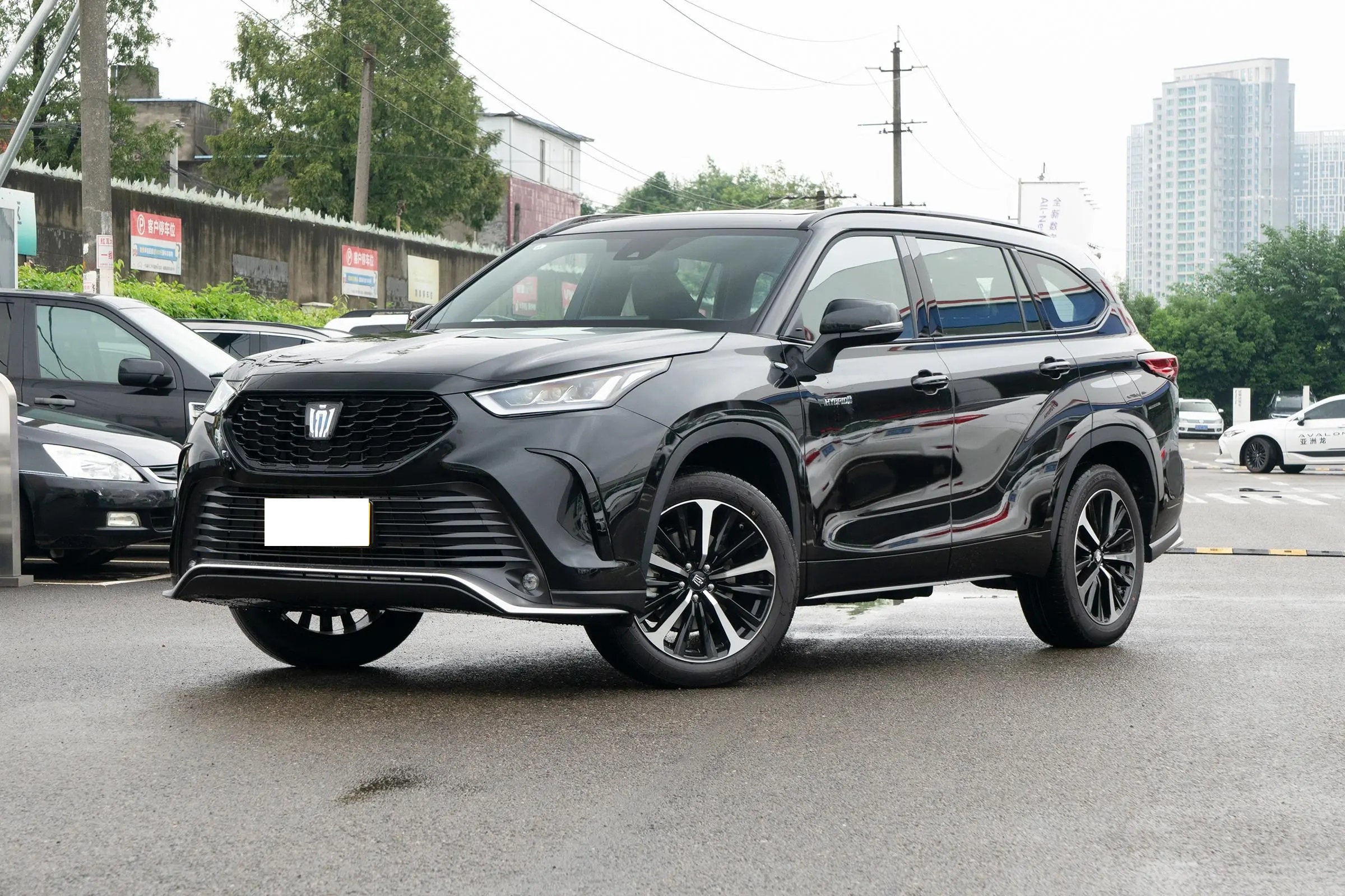 买省油的大7座SUV，这3台实力很强，254马力+四驱，又快又省