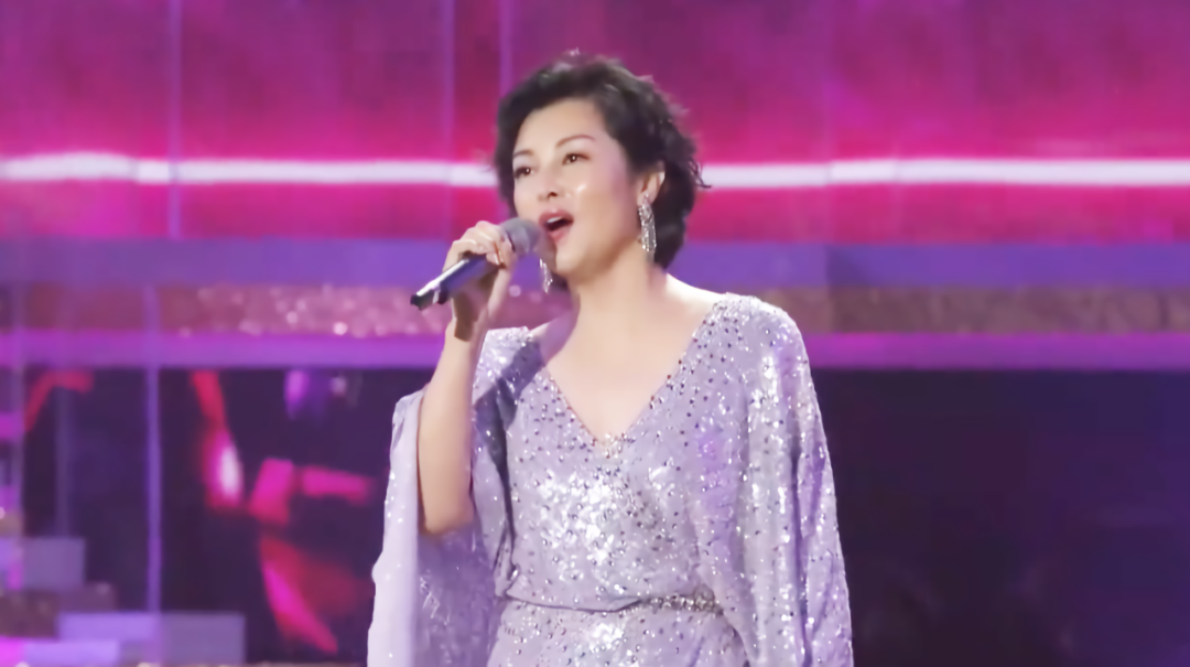 七一晚会15位女星一道风景线：汪明荃牡丹裙华贵，孟庆旸又出圈了