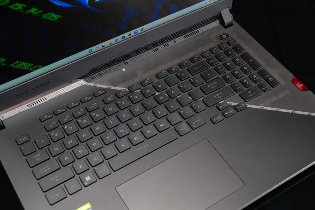 ROG枪神6 Plus超竞版测评：16核酷睿i9+175W满功耗RTX 3080Ti，旗舰登场