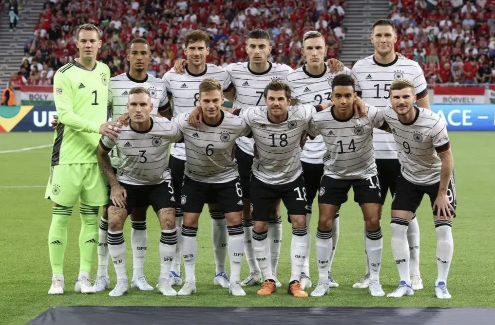 世界杯足球专家预测排序（权威预测！世界杯夺冠概率更新，前二位置稳定，葡萄牙被看衰）