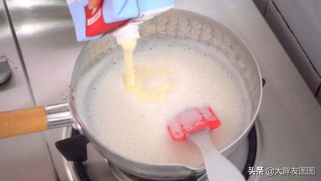 揭秘！自己在家做脆皮芒果冰的方法，无冰渣，不需要机器