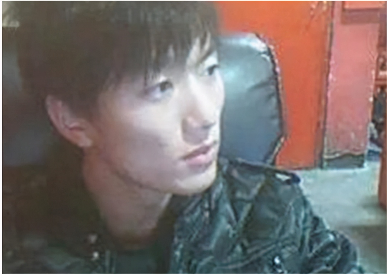 大喊“我爸是李刚”的李启铭，出狱后父母失联，投简历企业不敢要