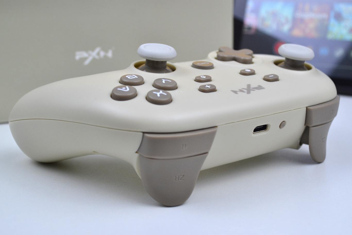平替Switch PRO手柄 颜控性能我都要 莱仕达P50无线游戏手柄