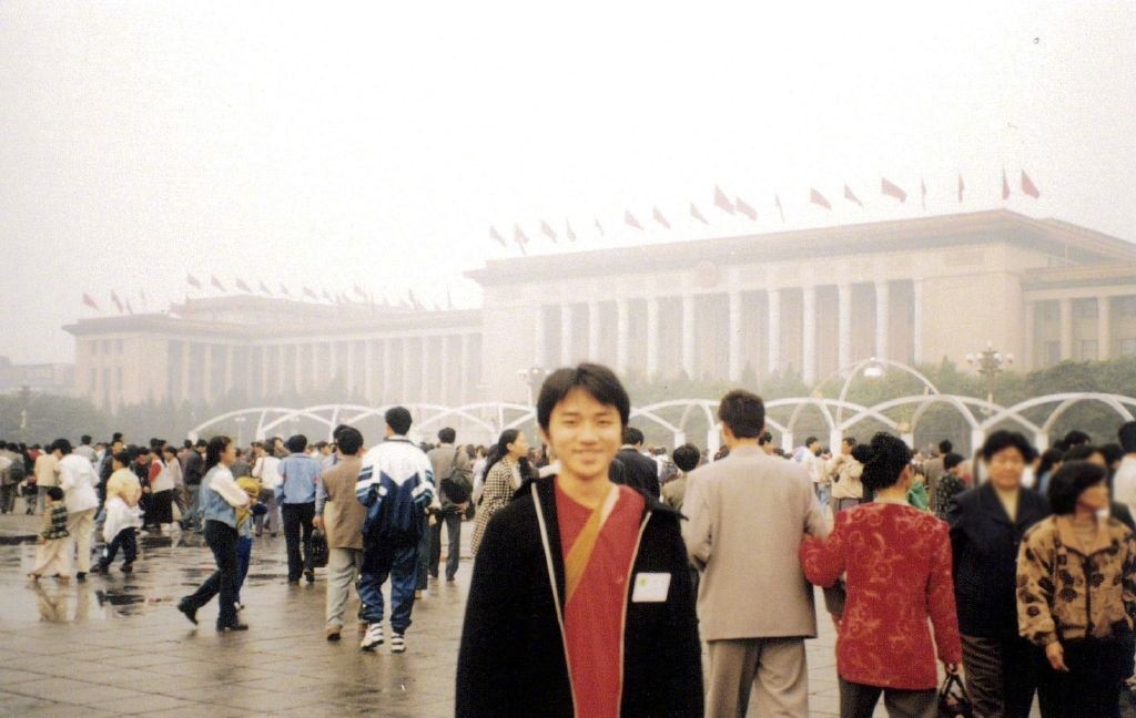 宋轶转发文案风波有感：明星们的虚假式爱国转发，大可不必