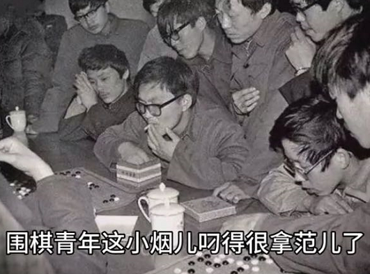 20多年前没有手机电脑，大学生们在宿舍干嘛？老照片为你揭晓答案