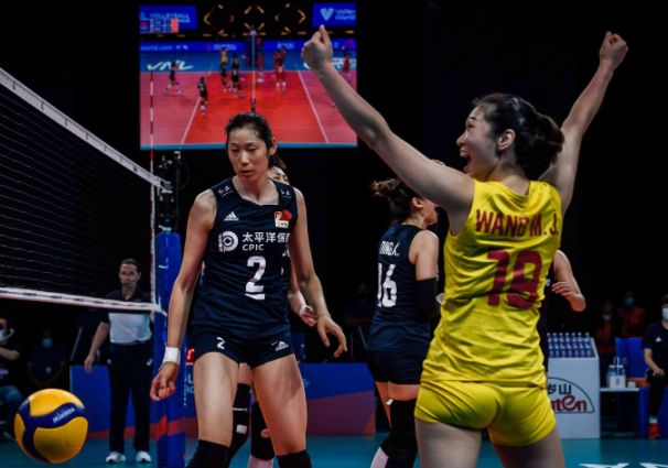 王梦洁和安家杰的关系爆光（王梦洁首次回应“网暴”，亲承不会自暴自弃，曾被称安家杰关系户）