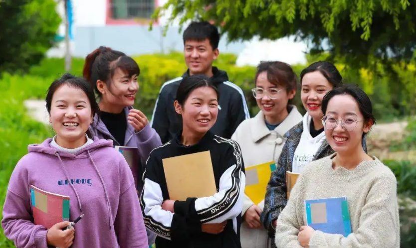 大学生专业收入排名已出炉，榜首薪资叫人羡慕，医学专业退居第8