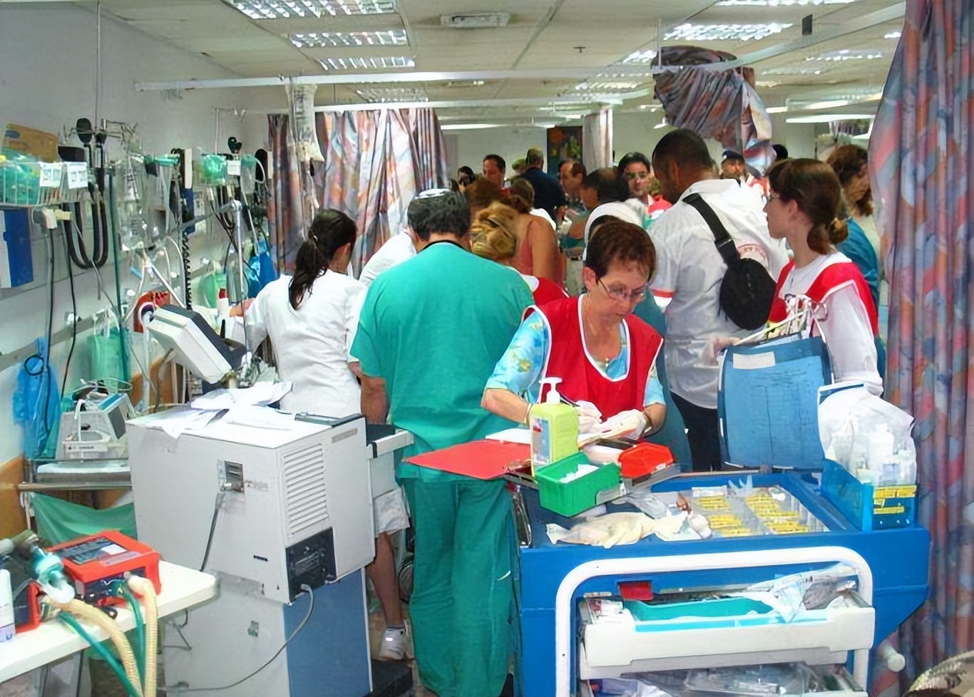 狂犬病免疫球蛋白多少钱一针（美国人生病为啥怕叫救护车？坐一趟3万，一剂狂犬疫苗能买一套房）