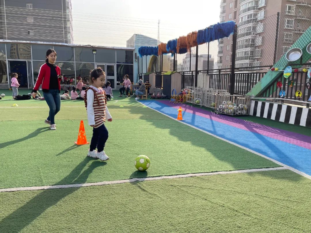 足球pda測試是什么（金水一幼開展全國校園足球特色幼兒園系統平臺PDA測試）