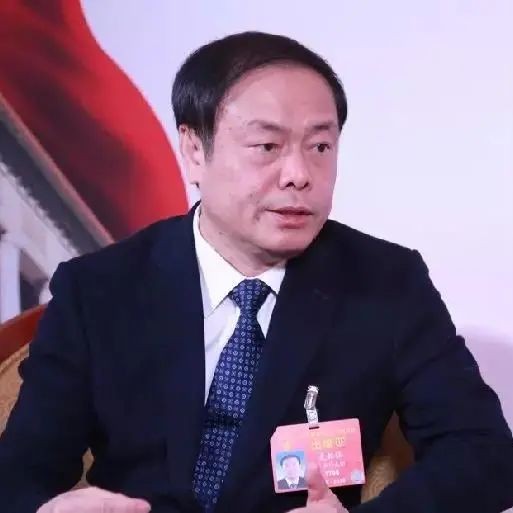 两会召开！这56位人大代表、政协委员进京履职，全部来自重庆同一大学！