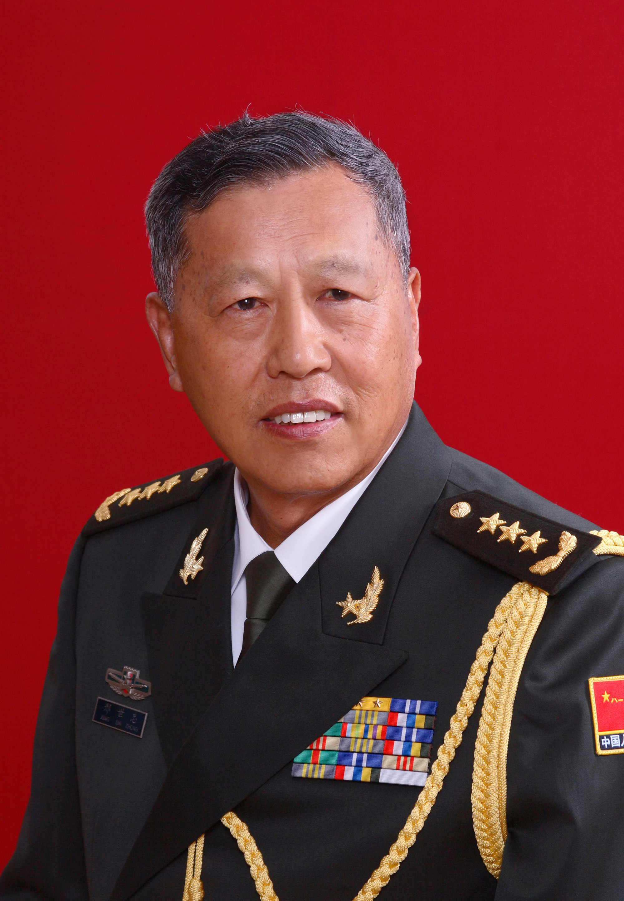已任职长达8年(他15岁参军,后来成为55军最后一任军长)