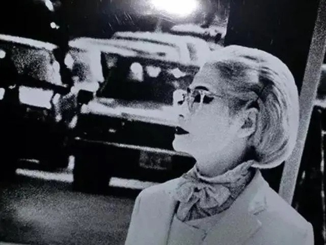 日本烟花女子74岁高龄仍站街，60年不间断拉客，却备受日本人尊重