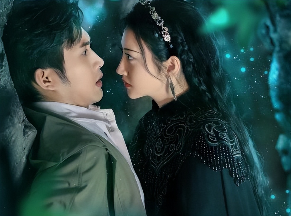 以为是“烂剧”，开播后个个是“王炸”，每帧都有看点