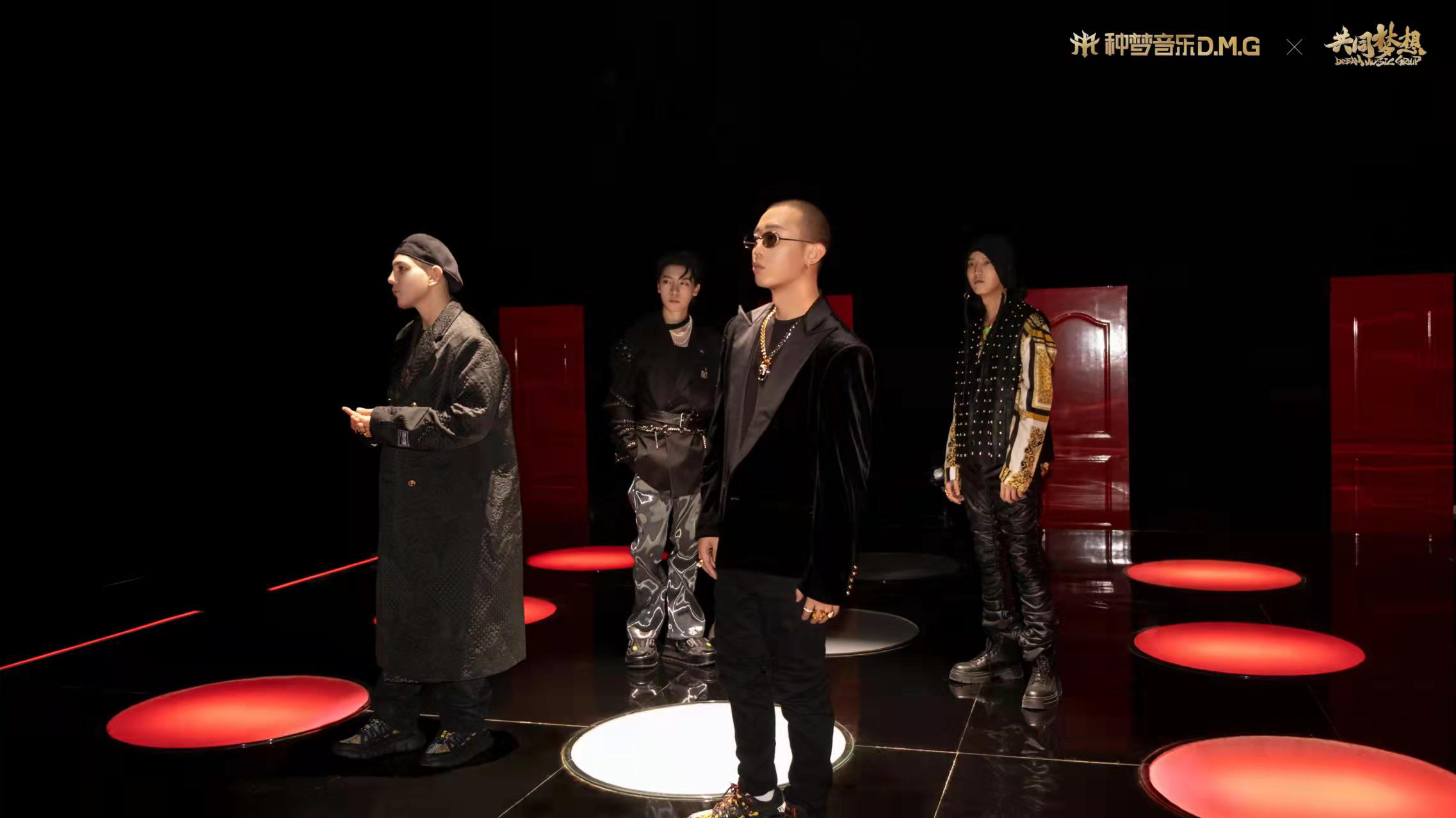 中文说唱唱出中国故事！种梦音乐艺人合唱向祖国献礼（共筑中国梦合唱动作）