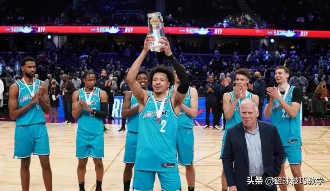 nba为什么罚球总罚不进去(空篮啊！篮下空篮连续不进！这全明星比赛也太秀了吧)