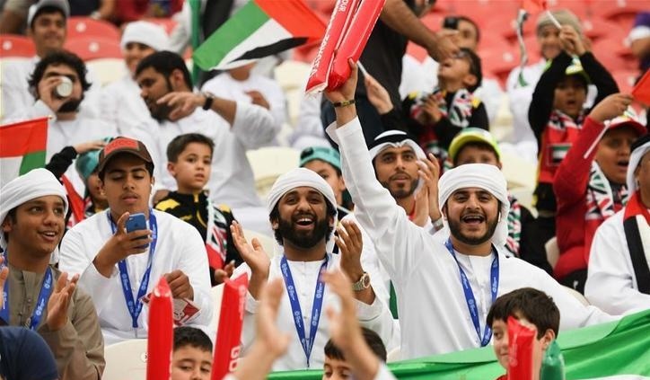 为什么看世界杯都要喝啤酒（看球赛喝啤酒，原本是绝配，为何此次卡塔尔世界杯要禁酒呢？）