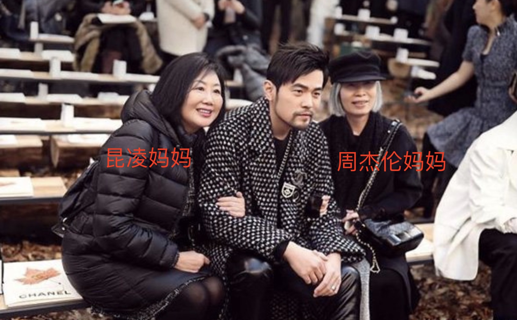 周杰伦疑为三胎再购上亿豪宅，儿子现身小区，被赞眼睛超大像昆凌
