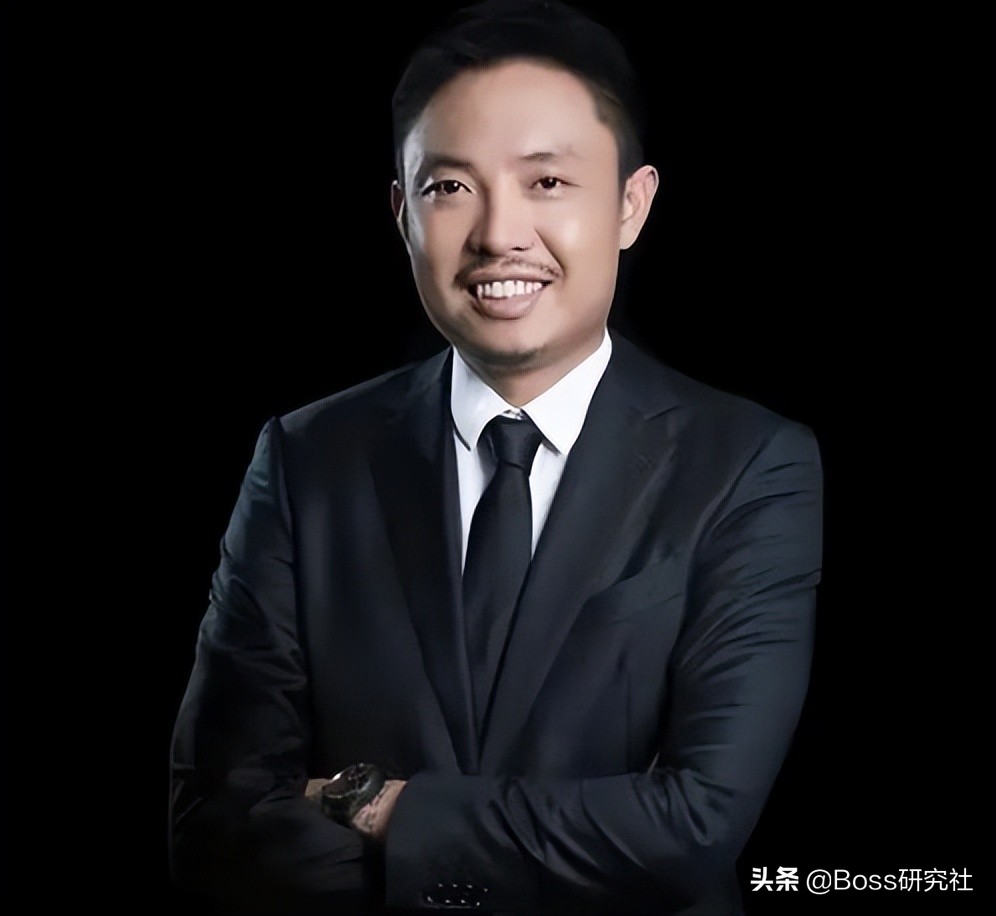 湖南郴州80后首富何志涛25岁白手起家创业如今身价1655亿元