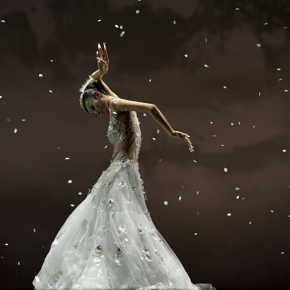 6位中年女星背影杀:年近半百仍似少女,胖一丝累赘,瘦一点没味