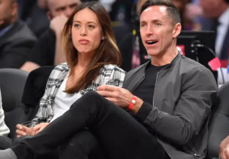 纳什妻子生黑人是真的吗（纳什二婚娇妻太美！前妻为自己生下黑人小孩，孩子亲生父亲是队友）