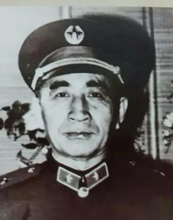 1979���Խ����ս��10λ�߲�Ķ���������ս���ϣ����Ƿֱ���˭��